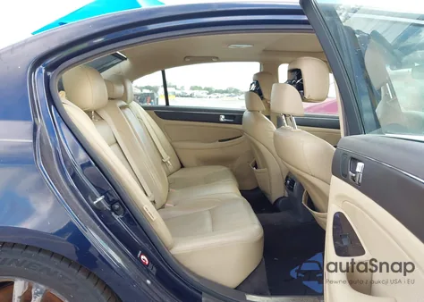 2011 Hyundai Genesis 3.8 z USA, uszkodzony, nr VIN KMHGC4DE2BU132350